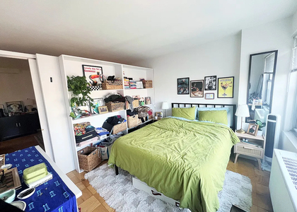 East 61st Street - Photo 1