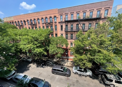 446 W 164th St - Photo 1
