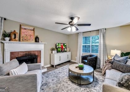 221 Remington Lane - Photo 1