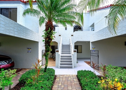 559 Beachwalk Circle - Photo 1
