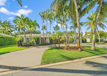210 Russlyn Drive - Photo 1