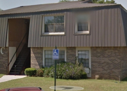 401 Dogwood Dr - Photo 1