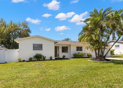 3488 Shady Bluffs Drive - Photo 1