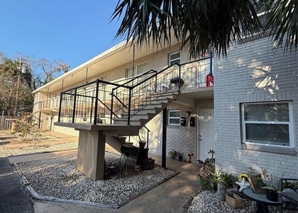 805 Louisville Street - Photo 1