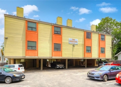 908 Poplar St - Photo 1