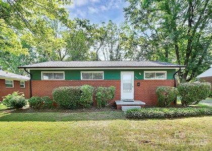 2244 English Drive - Photo 1