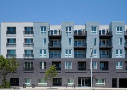 1623 W Manchester Ave - Photo 1