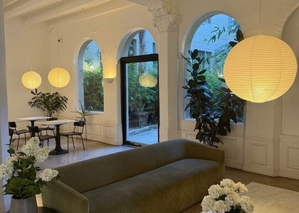 5217 Hollywood Boulevard - Photo 1
