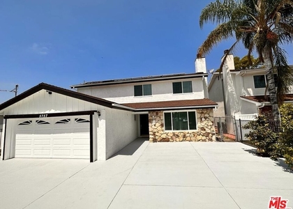 5757 Agnes Avenue - Photo 1