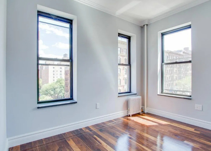 East 6th Street - Photo 1