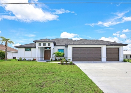 217 Nw 36th Avenue - Photo 1
