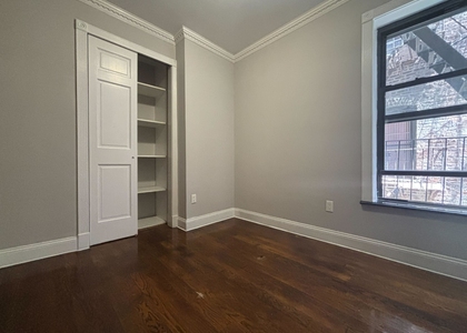 East 106th Street - Photo 1