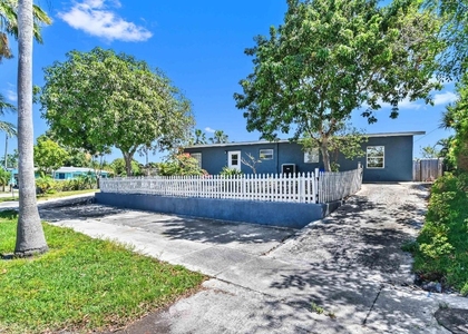 1032 W Jennings Street - Photo 1