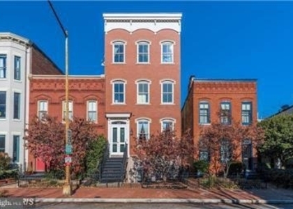 648 C Street Ne - Photo 1