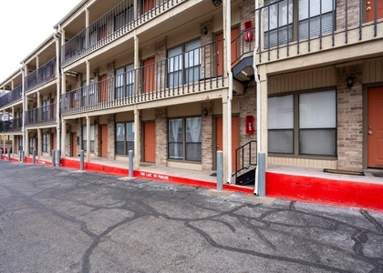 3000 Guadalupe St - Photo 1