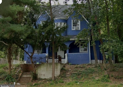 812 Edgewood Avenue - Photo 1