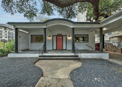 2511 San Gabriel St - Photo 1