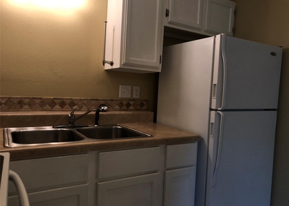 1000 W 26th St - Photo 1