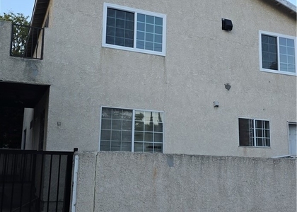 5803 Troost Avenue - Photo 1