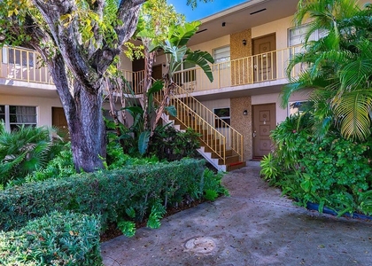 30 S J Street - Photo 1