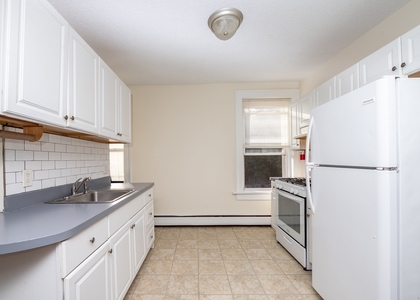 175 Humphrey Street - Photo 1