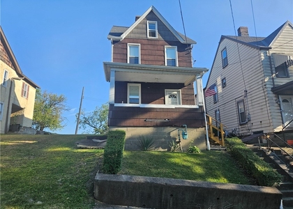2212 Cronemeyer St - Photo 1