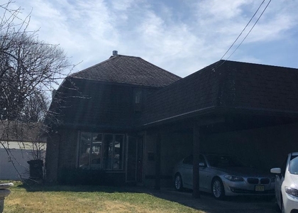 322 Wells Avenue - Photo 1