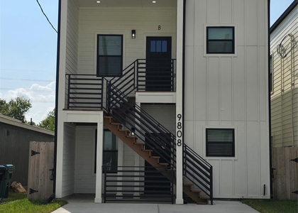 9808 Pelsey - Photo 1