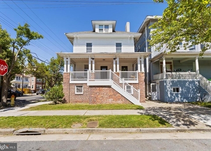 1 S Delancy Place - Photo 1