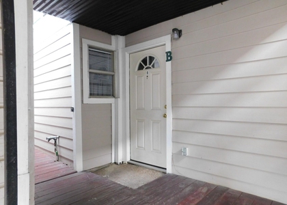 1409 Wentworth Street - Photo 1