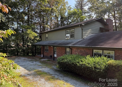 200 Daniel Drive - Photo 1