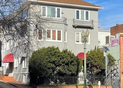 370 Grand Ave - Photo 1