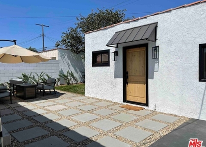 4313 1/2 W 59th Street - Photo 1