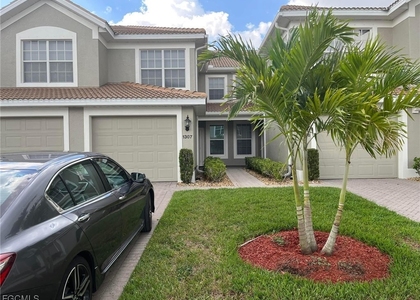 11011 Mill Creek Way - Photo 1