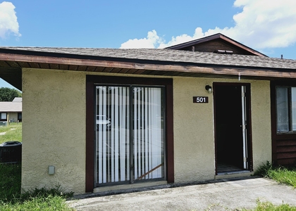 1050 N Fiske Boulevard - Photo 1
