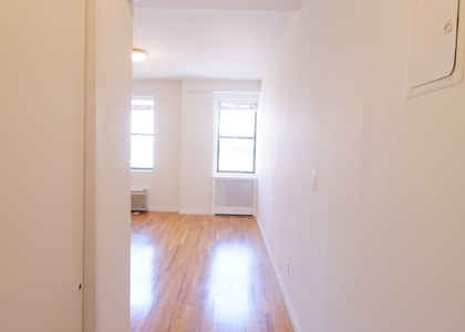 440 East 88th Street - Photo 1
