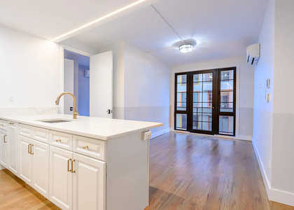 115 stanwix - Photo 1