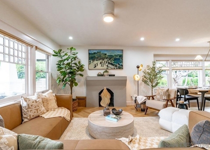 725 Pennsylvania Ave - Photo 1