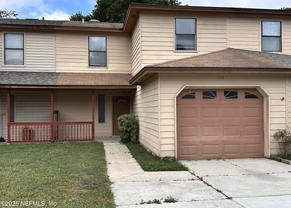 1114 Romaine Circle W - Photo 1