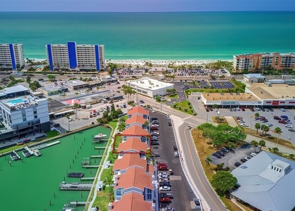 161 Medallion Boulevard - Photo 1