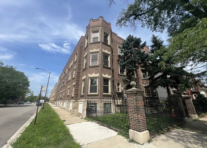 4956 S Michigan Avenue - Photo 1