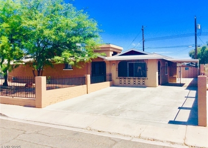 5108 Wilbur Street - Photo 1