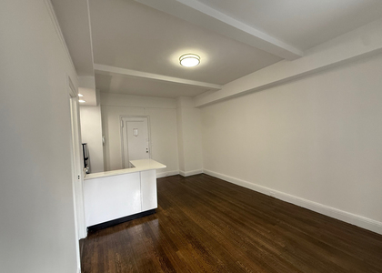 140 East 46th Street - Photo 1