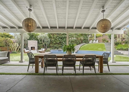 427 El Sueno - Photo 1