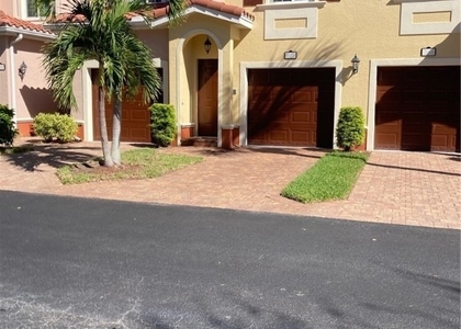 20321 Estero Gardens Circle - Photo 1