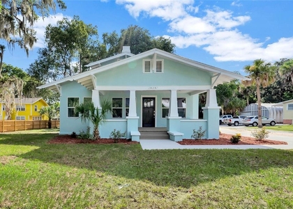 415 S 9th Street - Photo 1