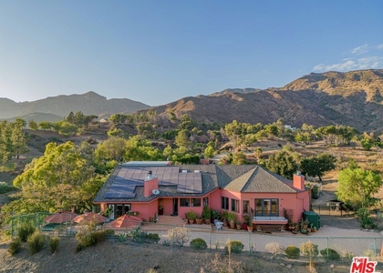 34136 Mulholland Highway - Photo 1