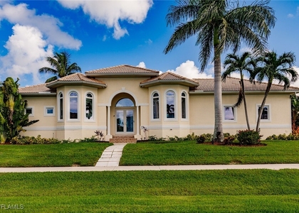 950 Snowberry Court - Photo 1