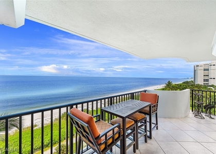 4005 Gulf Shore Boulevard N - Photo 1