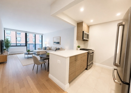 W 48th St - Photo 1